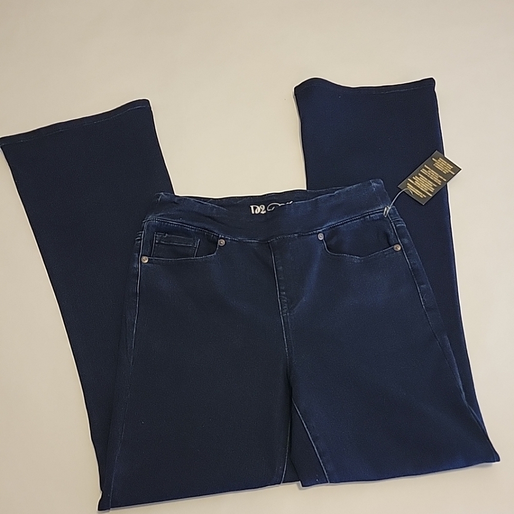 D2 Diane Gilman Jeans Flared Leg Jeggings Womens 8 Dark Wash New